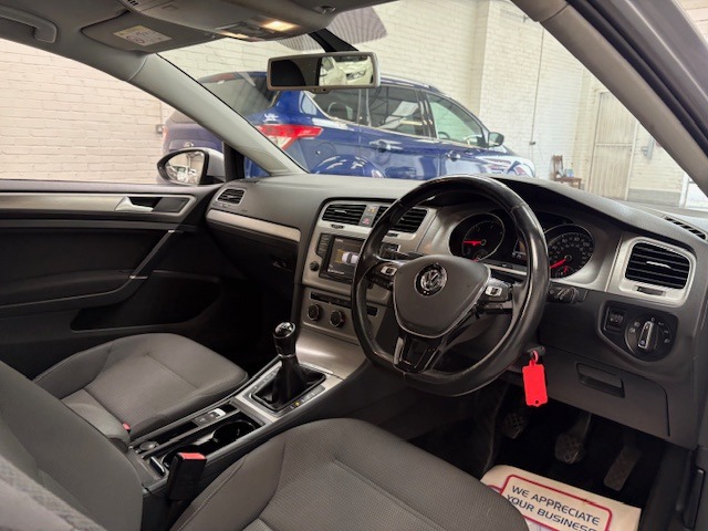 Used Volkswagen Golf 2015 for sale - 76450624: Photo 20