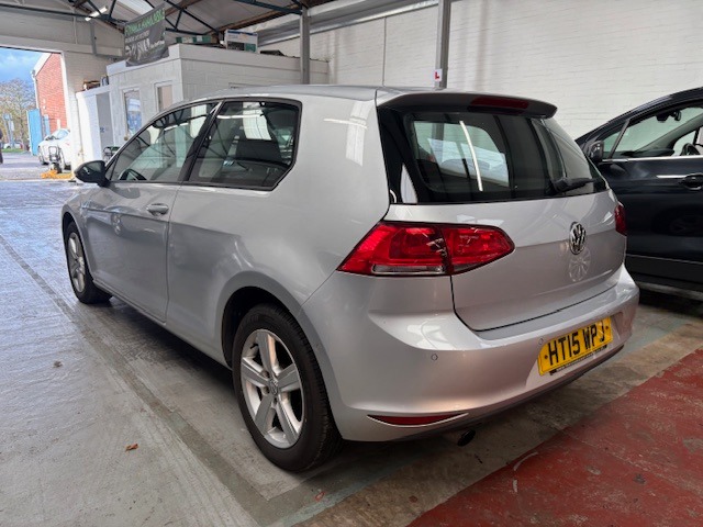 Used Volkswagen Golf 2015 for sale - 76450624: Photo 3