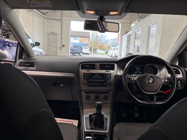 Used Volkswagen Golf 2015 for sale - 76450624: Photo 36