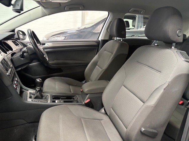 Used Volkswagen Golf 2015 for sale - 76450624: Photo 9