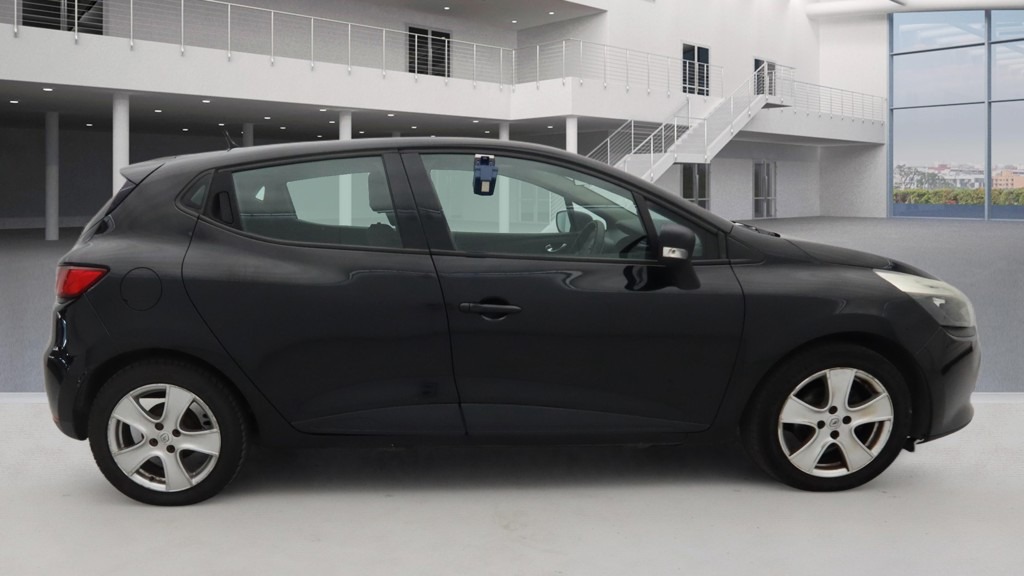 Used Renault Clio 2015 for sale - 77125766: Photo 6