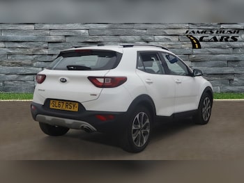 Used Kia Stonic 2017 for sale - 78614153: Photo