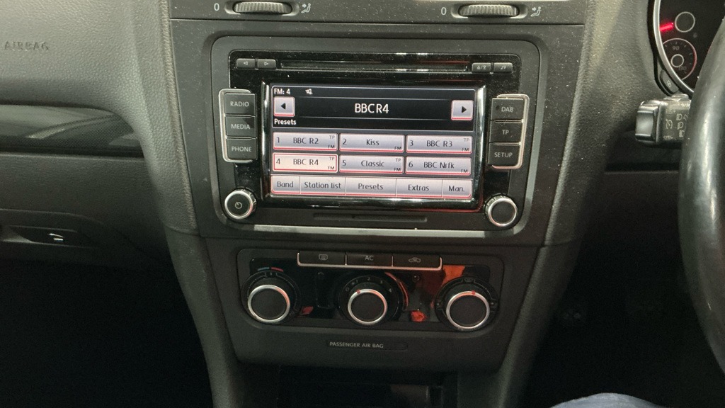 Used Volkswagen Golf 2011 for sale - 77844662: Photo 10