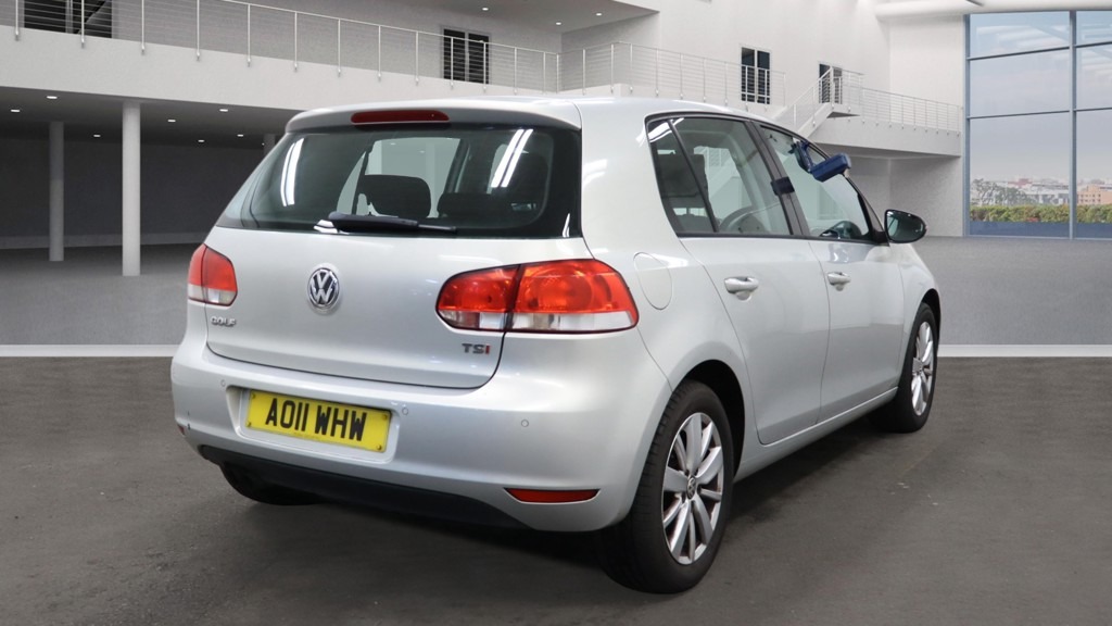 Used Volkswagen Golf 2011 for sale - 77844662: Photo 4