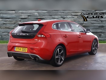 Used Volvo V40 2014 for sale - 79559407: Photo