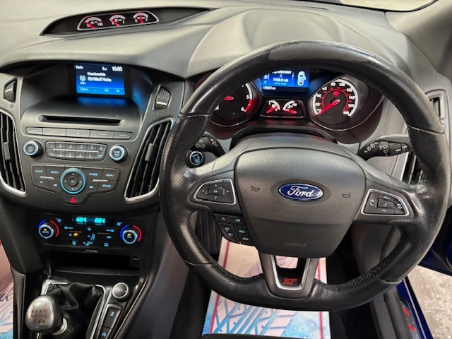 Used Ford Focus 2015 for sale - 78064899: Photo 26