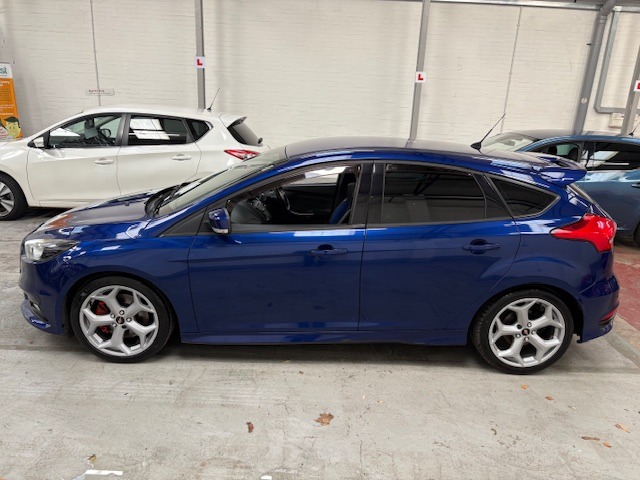 Used Ford Focus 2015 for sale - 78064899: Photo 6