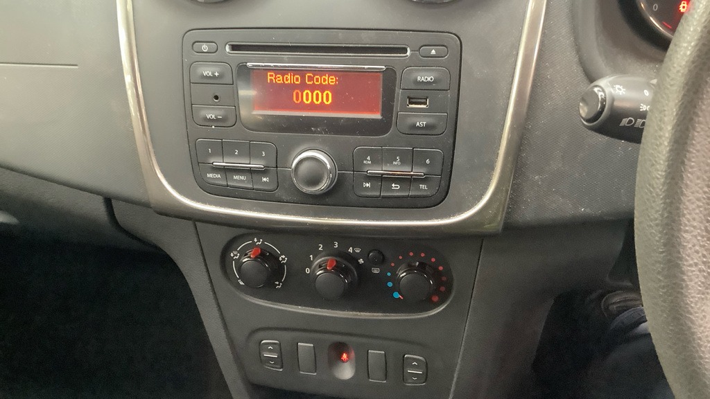 Used Dacia Sandero Stepway 2014 for sale - 78176590: Photo 10