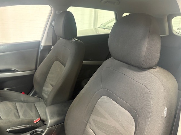 Used Kia Ceed 2016 for sale - 76027792: Photo 32