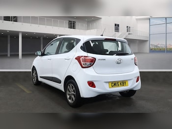 Used Hyundai i10 2015 for sale - 77431214: Photo