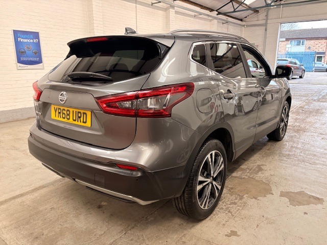 Used Nissan Qashqai 2018 for sale - 77774889: Photo 4