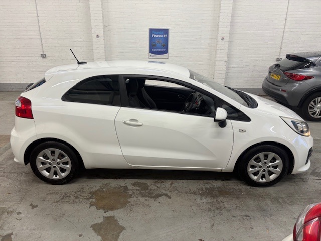 Used Kia Rio 2015 for sale - 76796623: Photo 6