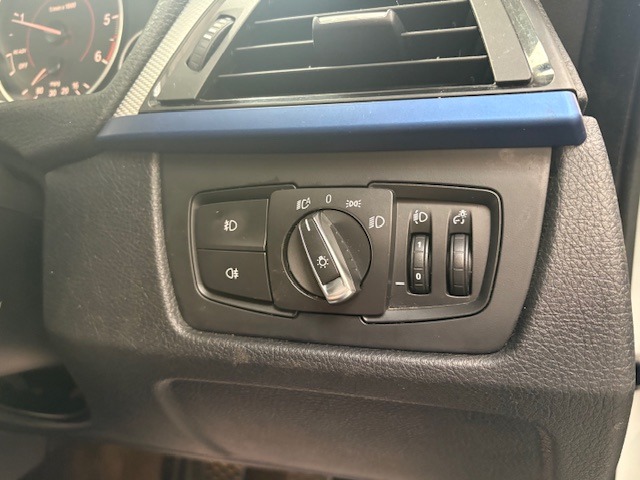 Used BMW 3 Series 2013 for sale - 76600181: Photo 32