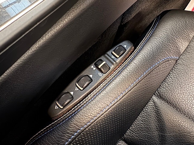 Used Mercedes-Benz E Class 2016 for sale - 76637918: Photo 34