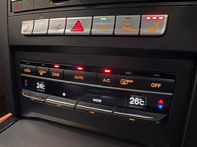 Used Mercedes-Benz E Class 2016 for sale - 76637918: Photo 49