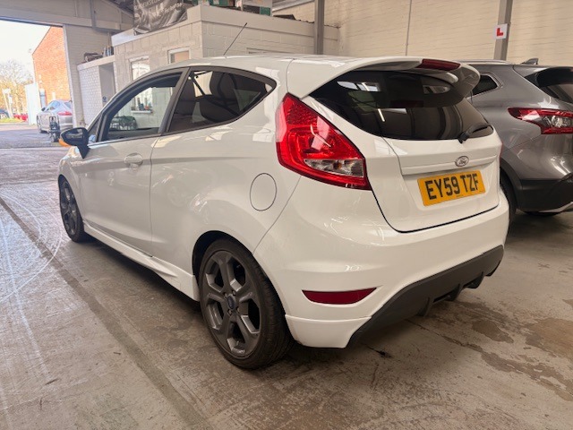 Used Ford Fiesta 2009 for sale - 77812817: Photo 4