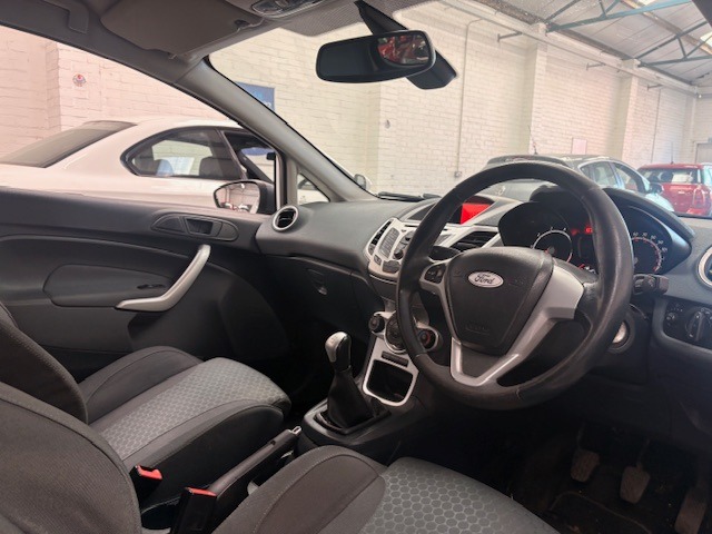 Used Ford Fiesta 2009 for sale - 77812817: Photo 8