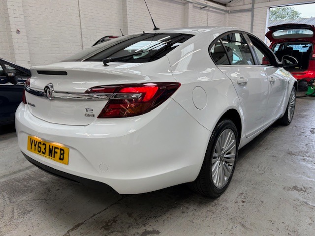 Used Vauxhall Insignia 2014 for sale - 76126302: Photo 4
