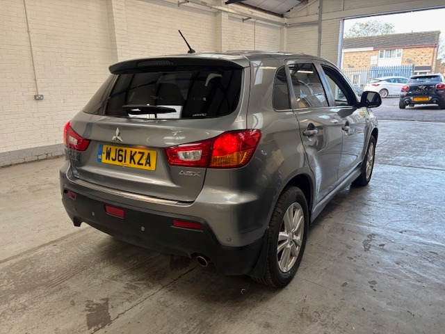 Used Mitsubishi ASX 2011 for sale - 76392049: Photo 4