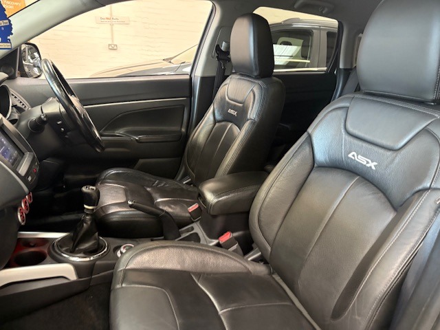 Used Mitsubishi ASX 2011 for sale - 76392049: Photo 9