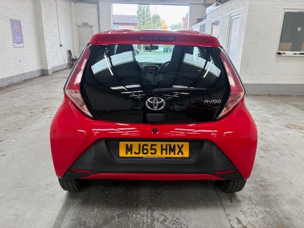 Used Toyota AYGO 2015 for sale - 76220494: Photo 8