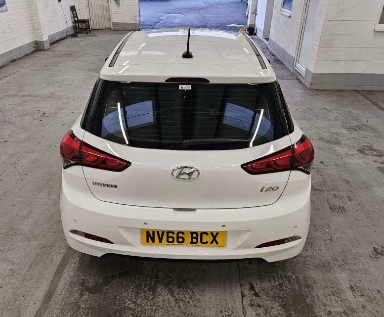 Used Hyundai i20 2016 for sale - 76893328: Photo 17