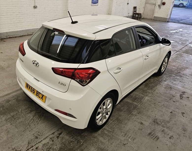 Used Hyundai i20 2016 for sale - 76893328: Photo 18