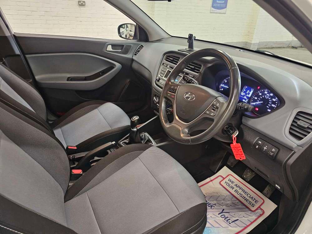 Used Hyundai i20 2016 for sale - 76893328: Photo 25