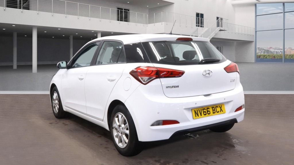 Used Hyundai i20 2016 for sale - 76893328: Photo 3