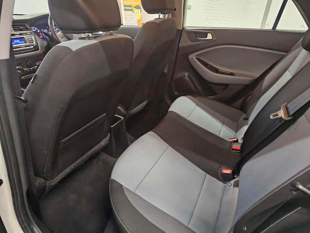 Used Hyundai i20 2016 for sale - 76893328: Photo 31