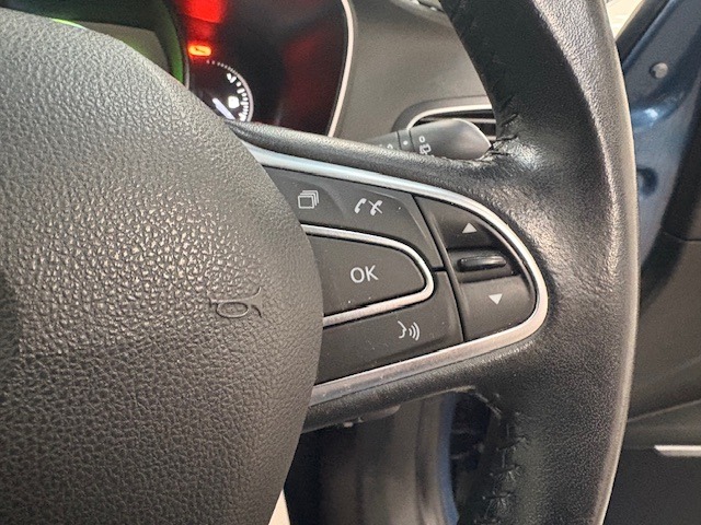 Used Renault Megane 2016 for sale - 76792479: Photo 25