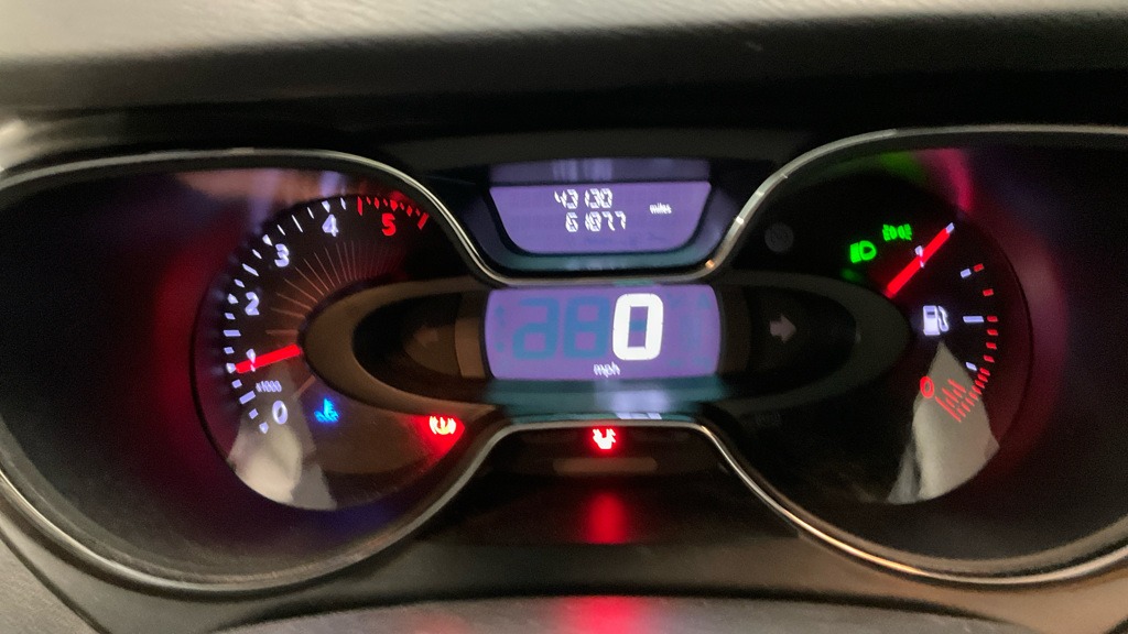 Used Renault Captur 2016 for sale - 78177137: Photo 10