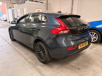 Used Volvo V40 2016 for sale - 79331669: Photo