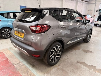 Used Renault Captur 2018 for sale - 79125991: Photo