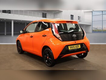 Used Toyota AYGO 2015 for sale - 76532284: Photo