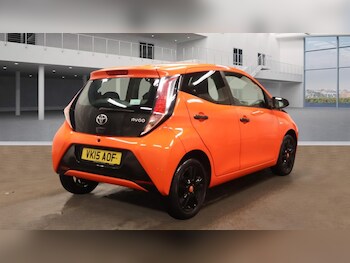 Used Toyota AYGO 2015 for sale - 76532284: Photo