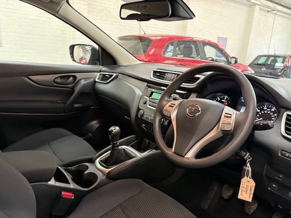 Used Nissan Qashqai 2015 for sale - 76243337: Photo 11