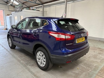 Used Nissan Qashqai 2015 for sale - 76243337: Photo 4