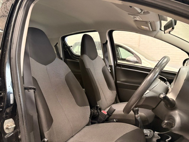 Used Toyota AYGO 2014 for sale - 78038702: Photo 8