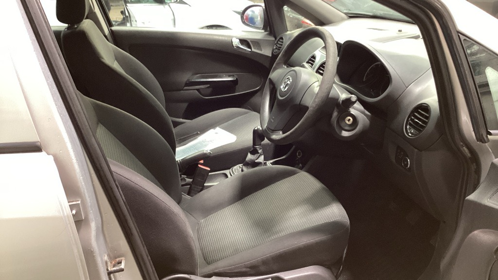 Used Vauxhall Corsa 2013 for sale - 78079186: Photo 8