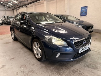 Used Volvo V40 2014 for sale - 79380667: Photo