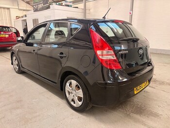 Used Hyundai i30 2010 for sale - 77195508: Photo