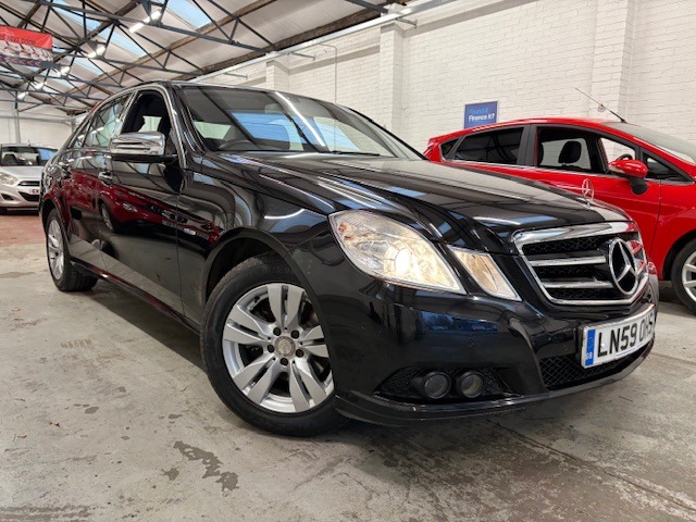 Used Mercedes-Benz E Class 2009 for sale - 76792492: Photo 1