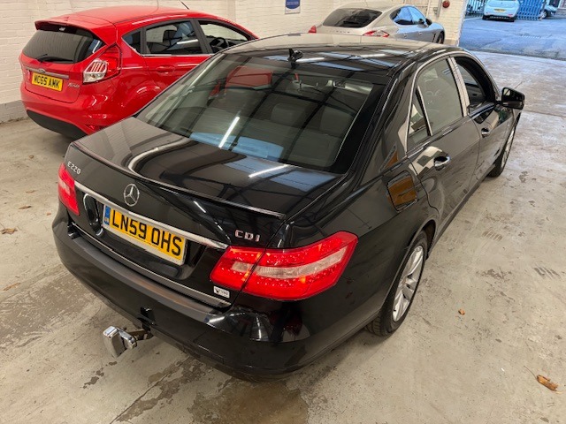 Used Mercedes-Benz E Class 2009 for sale - 76792492: Photo 18