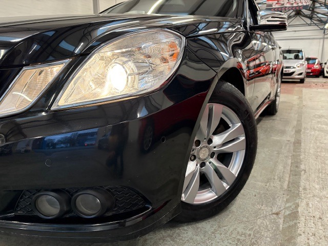 Used Mercedes-Benz E Class 2009 for sale - 76792492: Photo 19