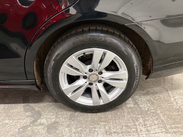 Used Mercedes-Benz E Class 2009 for sale - 76792492: Photo 26