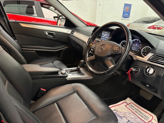 Used Mercedes-Benz E Class 2009 for sale - 76792492: Photo 29