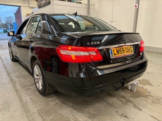 Used Mercedes-Benz E Class 2009 for sale - 76792492: Photo 3