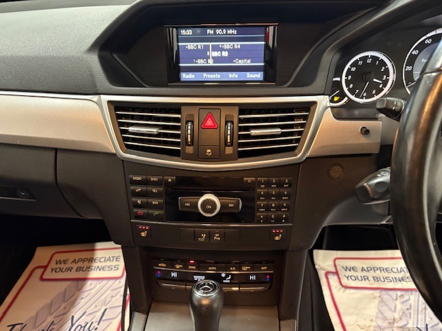 Used Mercedes-Benz E Class 2009 for sale - 76792492: Photo 30