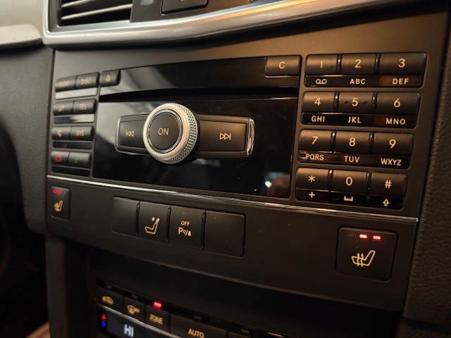 Used Mercedes-Benz E Class 2009 for sale - 76792492: Photo 33